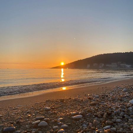 Aegean View Seaside Apartment Кавала Экстерьер фото